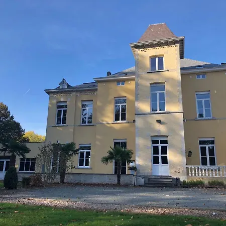 Kasteel Sint-bartel Bed & Breakfast 3*